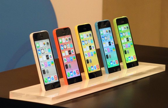 Как выбрать мобильный телефон для ребенка? Как выбрать мобильный телефон для ребенка?